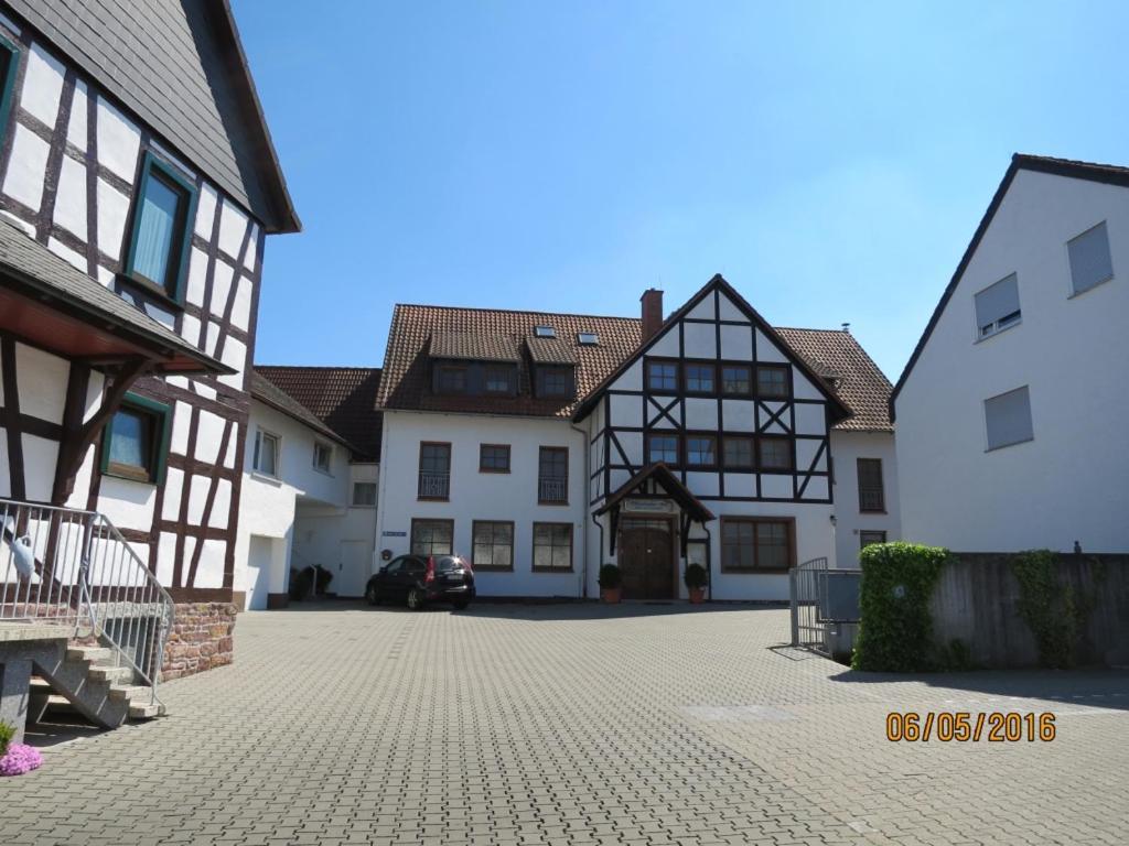 Offenthaler Hof Hotel Dreieich Exterior photo